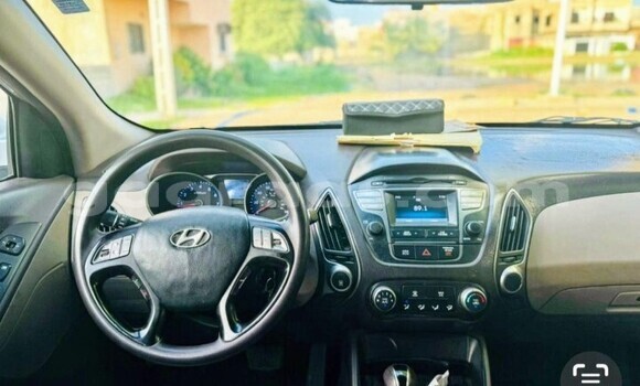 Dieundeu Occasion Hyundai Tucson Silver Auto in Dakar in Dakar Dieundeu Occasion Hyundai Tucson Silver Auto in Dakar in Dakar