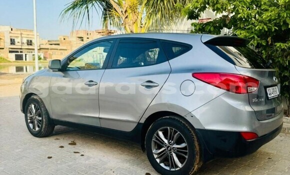 Dieundeu Occasion Hyundai Tucson Silver Auto in Dakar in Dakar Dieundeu Occasion Hyundai Tucson Silver Auto in Dakar in Dakar