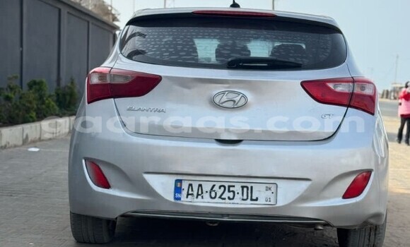 Buy Used Hyundai Elantra Silver Car in Dakar in Dakar Buy Used Hyundai Elantra Silver Car in Dakar in Dakar