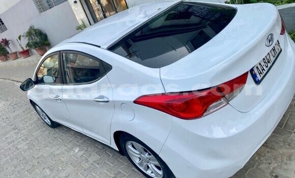 Acheter Occasion Voiture Hyundai Avante Blanc à Dakar, Dakar Acheter Occasion Voiture Hyundai Avante Blanc à Dakar, Dakar