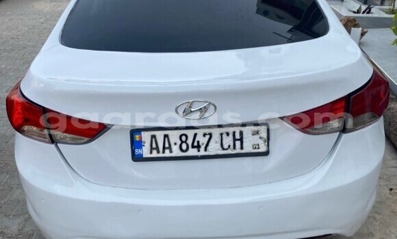 Acheter Occasion Voiture Hyundai Avante Blanc à Dakar, Dakar Acheter Occasion Voiture Hyundai Avante Blanc à Dakar, Dakar