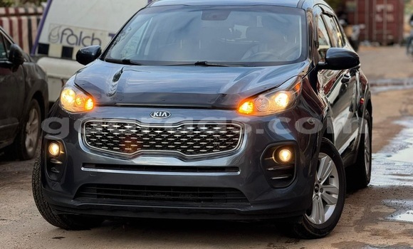 Buy Used Kia Sportage Blue Car in Dakar in Dakar Buy Used Kia Sportage Blue Car in Dakar in Dakar