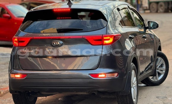 Buy Used Kia Sportage Blue Car in Dakar in Dakar Buy Used Kia Sportage Blue Car in Dakar in Dakar