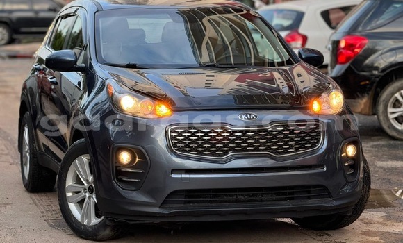 Buy Used Kia Sportage Blue Car in Dakar in Dakar Buy Used Kia Sportage Blue Car in Dakar in Dakar
