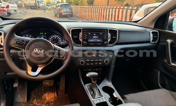 Buy Used Kia Sportage Blue Car in Dakar in Dakar Buy Used Kia Sportage Blue Car in Dakar in Dakar