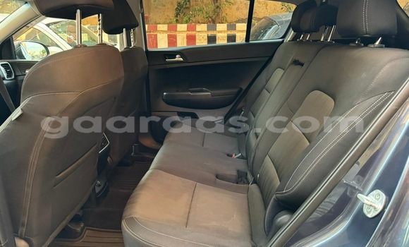 Buy Used Kia Sportage Blue Car in Dakar in Dakar Buy Used Kia Sportage Blue Car in Dakar in Dakar