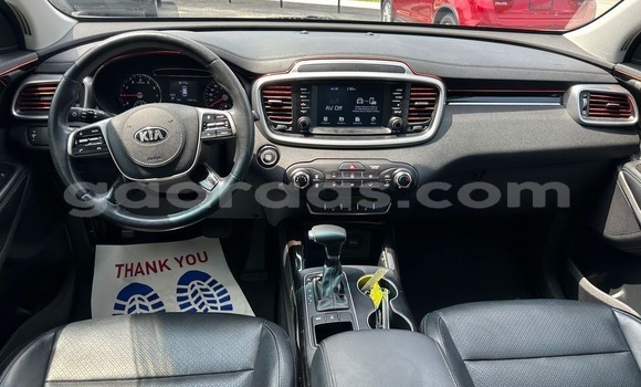 Acheter Occasion Voiture Kia Sorento Blanc à Dakar, Dakar Acheter Occasion Voiture Kia Sorento Blanc à Dakar, Dakar