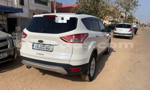 Dieundeu Occasion Ford Escape White Auto in Dakar in Dakar Dieundeu Occasion Ford Escape White Auto in Dakar in Dakar