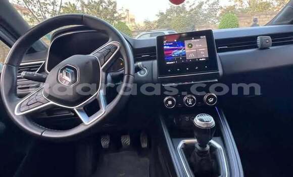 Dieundeu Occasion Renault Clio White Auto in Dakar in Dakar Dieundeu Occasion Renault Clio White Auto in Dakar in Dakar