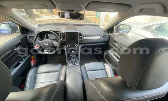 Dieundeu Occasion Renault Scenic Black Auto in Dakar in Dakar Dieundeu Occasion Renault Scenic Black Auto in Dakar in Dakar