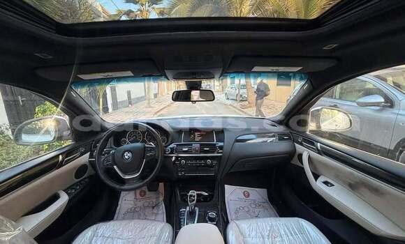 Dieundeu Occasion BMW X4 White Auto in Dakar in Dakar Dieundeu Occasion BMW X4 White Auto in Dakar in Dakar