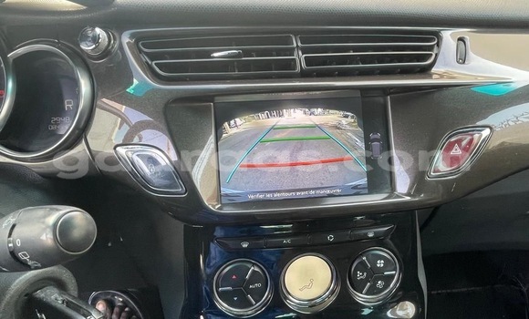 Acheter Occasion Voiture Citroen DS3 Blanc à Dakar, Dakar Acheter Occasion Voiture Citroen DS3 Blanc à Dakar, Dakar