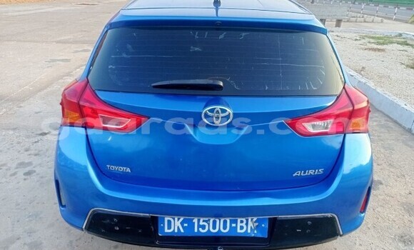Buy Used Toyota Auris Blue Car in Dakar in Dakar Buy Used Toyota Auris Blue Car in Dakar in Dakar