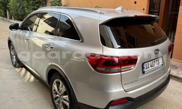 Acheter Occasion Voiture Kia Sorento Gris à Dakar, Dakar Acheter Occasion Voiture Kia Sorento Gris à Dakar, Dakar