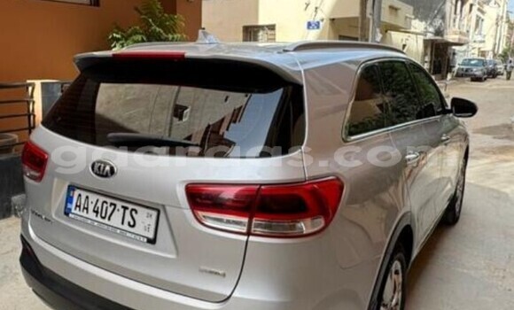 Acheter Occasion Voiture Kia Sorento Gris à Dakar, Dakar Acheter Occasion Voiture Kia Sorento Gris à Dakar, Dakar