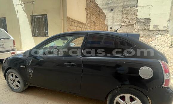 Acheter Occasion Voiture Hyundai Accent Noir à Dakar, Dakar Acheter Occasion Voiture Hyundai Accent Noir à Dakar, Dakar