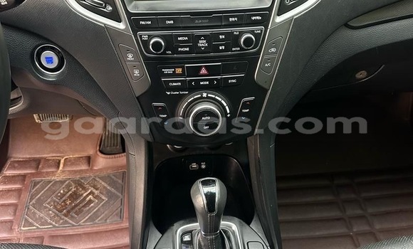 Acheter Occasion Voiture Hyundai Santa Fe Noir à Dakar, Dakar Acheter Occasion Voiture Hyundai Santa Fe Noir à Dakar, Dakar