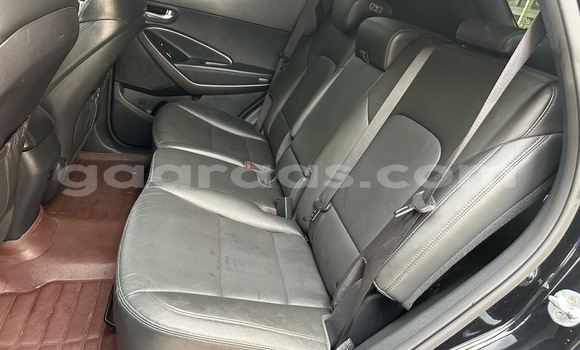 Acheter Occasion Voiture Hyundai Santa Fe Noir à Dakar, Dakar Acheter Occasion Voiture Hyundai Santa Fe Noir à Dakar, Dakar