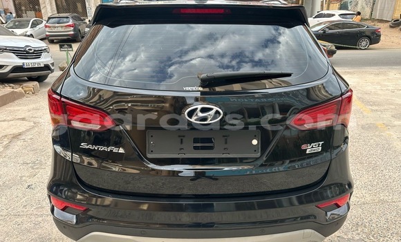 Acheter Occasion Voiture Hyundai Santa Fe Noir à Dakar, Dakar Acheter Occasion Voiture Hyundai Santa Fe Noir à Dakar, Dakar