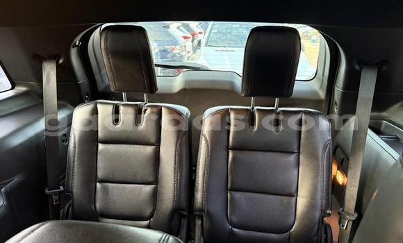 Buy Used Ford Explorer Blue Car in Dakar in Dakar Buy Used Ford Explorer Blue Car in Dakar in Dakar