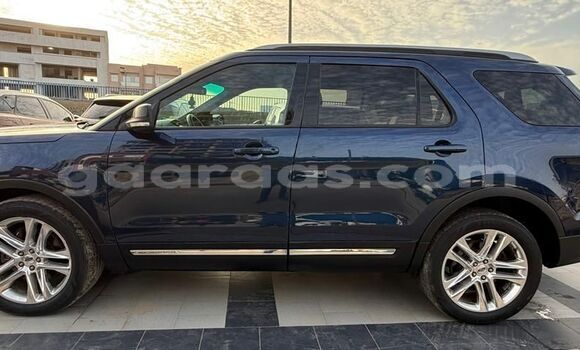 Buy Used Ford Explorer Blue Car in Dakar in Dakar Buy Used Ford Explorer Blue Car in Dakar in Dakar