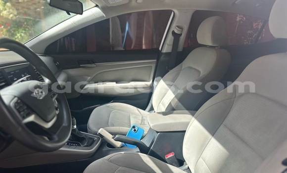 Acheter Import Voiture Hyundai Elantra Blanc à Dakar, Dakar Acheter Import Voiture Hyundai Elantra Blanc à Dakar, Dakar