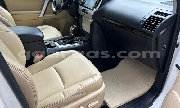 Acheter Occasion Voiture Toyota Land Cruiser Blanc à Dakar, Dakar Acheter Occasion Voiture Toyota Land Cruiser Blanc à Dakar, Dakar