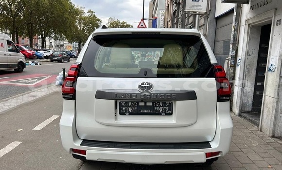 Acheter Occasion Voiture Toyota Land Cruiser Blanc à Dakar, Dakar Acheter Occasion Voiture Toyota Land Cruiser Blanc à Dakar, Dakar