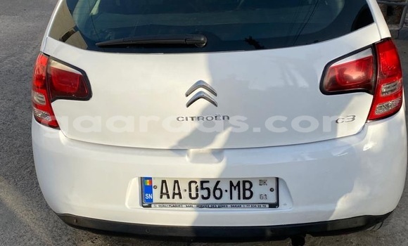 Acheter Occasion Voiture Citroen C3 Blanc à Dakar, Dakar Acheter Occasion Voiture Citroen C3 Blanc à Dakar, Dakar