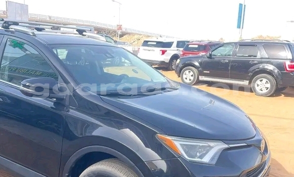 Acheter Occasion Voiture Toyota RAV4 Noir à Dakar, Dakar Acheter Occasion Voiture Toyota RAV4 Noir à Dakar, Dakar