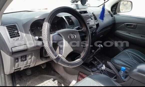 Acheter Occasion Voiture Toyota Hilux Blanc à Dakar, Dakar Acheter Occasion Voiture Toyota Hilux Blanc à Dakar, Dakar