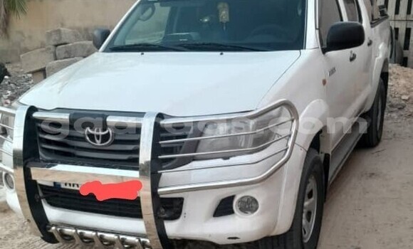 Acheter Occasion Voiture Toyota Hilux Blanc à Dakar, Dakar Acheter Occasion Voiture Toyota Hilux Blanc à Dakar, Dakar