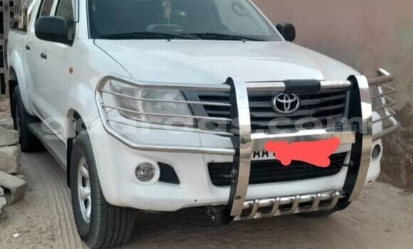 Acheter Occasion Voiture Toyota Hilux Blanc à Dakar, Dakar Acheter Occasion Voiture Toyota Hilux Blanc à Dakar, Dakar