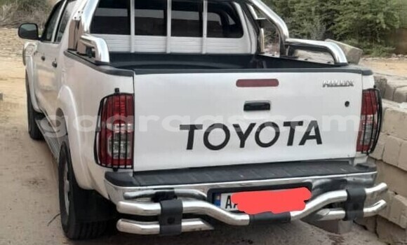Acheter Occasion Voiture Toyota Hilux Blanc à Dakar, Dakar Acheter Occasion Voiture Toyota Hilux Blanc à Dakar, Dakar