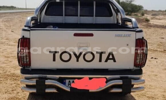 Acheter Occasion Voiture Toyota Hilux Blanc à Dakar, Dakar Acheter Occasion Voiture Toyota Hilux Blanc à Dakar, Dakar