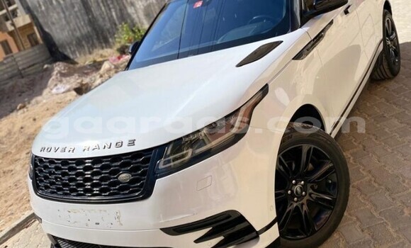 Dieundeu Occasion Land Rover Range Rover Velar White Auto in Dakar in Dakar Dieundeu Occasion Land Rover Range Rover Velar White Auto in Dakar in Dakar