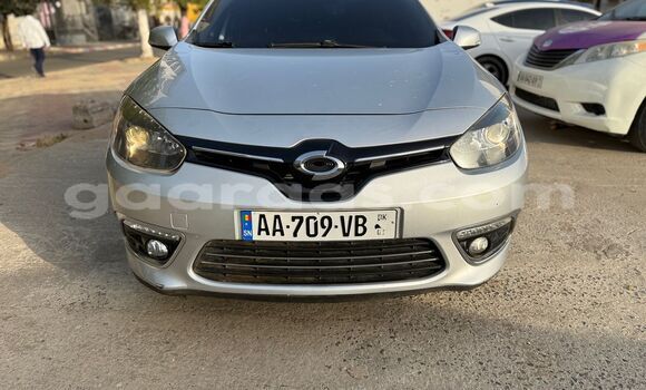 Buy Used Renault Samsung SM3 Beige Car in Dakar in Dakar