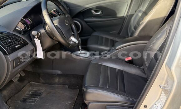 Acheter Occasion Voiture Renault Samsung SM3 Beige à Dakar, Dakar Acheter Occasion Voiture Renault Samsung SM3 Beige à Dakar, Dakar