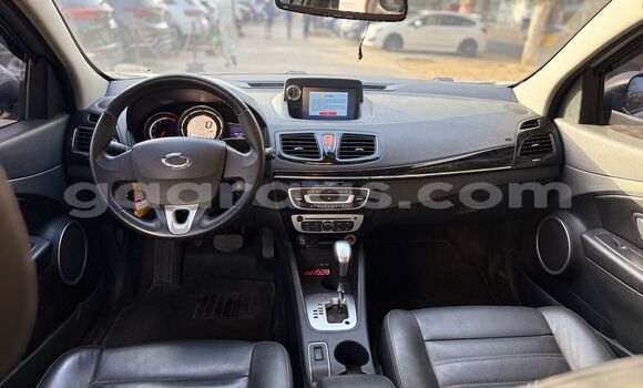 Acheter Occasion Voiture Renault Samsung SM3 Beige à Dakar, Dakar Acheter Occasion Voiture Renault Samsung SM3 Beige à Dakar, Dakar