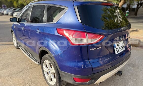 Acheter Occasion Voiture Ford Escape Bleu à Dakar, Dakar Acheter Occasion Voiture Ford Escape Bleu à Dakar, Dakar
