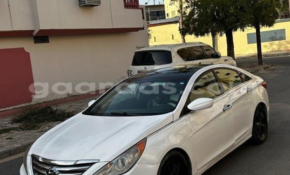 Buy Used Hyundai Sonata White Car in Dakar in Dakar Buy Used Hyundai Sonata White Car in Dakar in Dakar