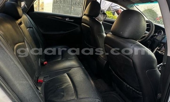 Buy Used Hyundai Sonata White Car in Dakar in Dakar Buy Used Hyundai Sonata White Car in Dakar in Dakar