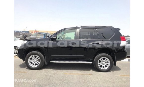 Acheter Import Utilitaire Toyota Land Cruiser Noir à Import - Dubai, Dakar Acheter Import Utilitaire Toyota Land Cruiser Noir à Import - Dubai, Dakar