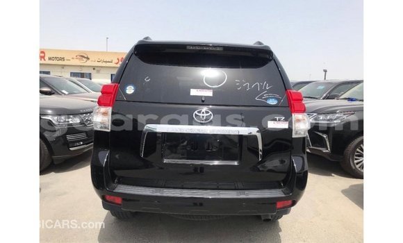 Acheter Import Utilitaire Toyota Land Cruiser Noir à Import - Dubai, Dakar Acheter Import Utilitaire Toyota Land Cruiser Noir à Import - Dubai, Dakar