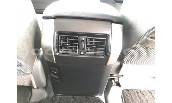 Acheter Import Utilitaire Toyota Land Cruiser Noir à Import - Dubai, Dakar Acheter Import Utilitaire Toyota Land Cruiser Noir à Import - Dubai, Dakar