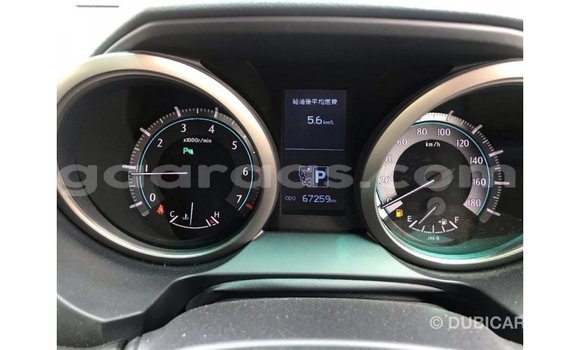 Acheter Import Utilitaire Toyota Land Cruiser Noir à Import - Dubai, Dakar Acheter Import Utilitaire Toyota Land Cruiser Noir à Import - Dubai, Dakar