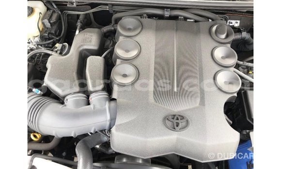 Acheter Import Utilitaire Toyota Land Cruiser Noir à Import - Dubai, Dakar Acheter Import Utilitaire Toyota Land Cruiser Noir à Import - Dubai, Dakar