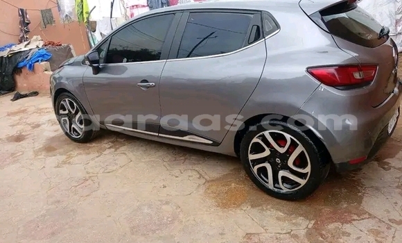 Dieundeu Occasion Renault Clio Other Auto in Dakar in Dakar Dieundeu Occasion Renault Clio Other Auto in Dakar in Dakar