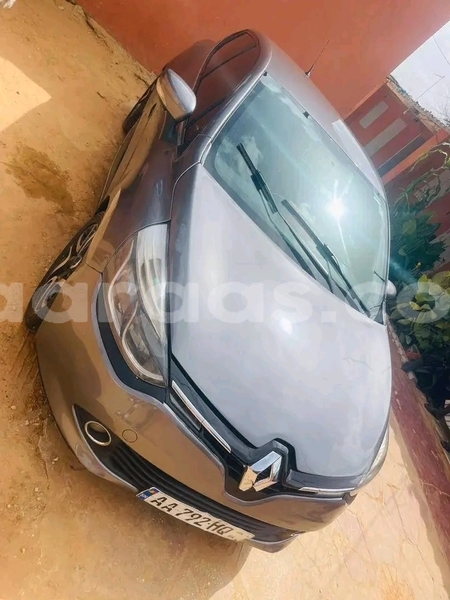 Big with watermark renault clio dakar dakar 31324