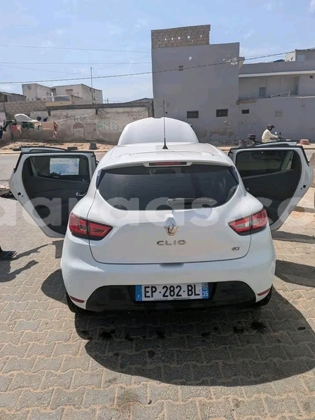 Big with watermark renault clio dakar dakar 31331